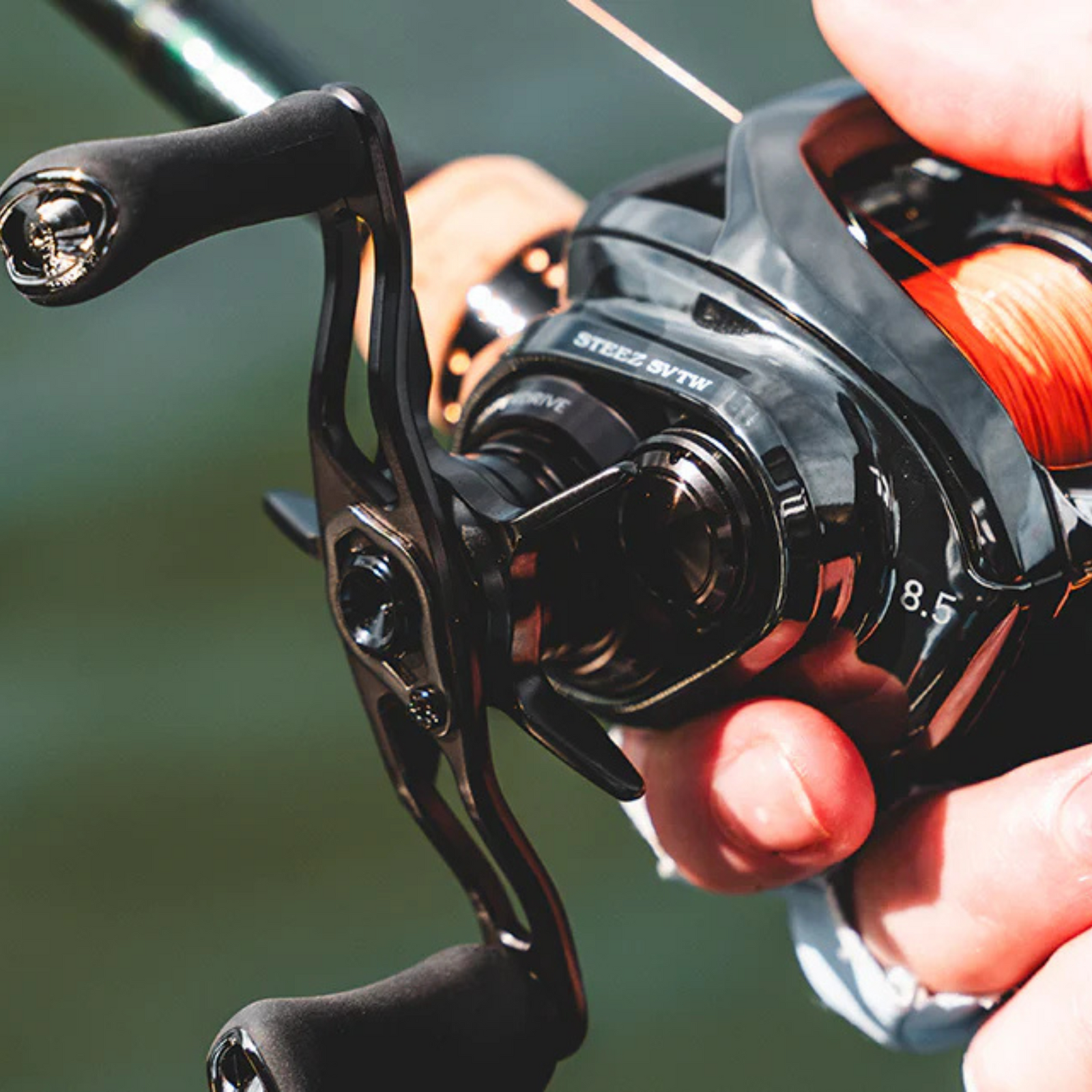 Daiwa 24 Steez SV TW 100HL G Hyrräkela | Left