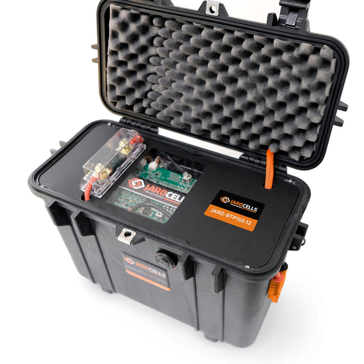 Jarocells LiFePo4 Litiumakku 12V 150Ah Bluetooth kantolaukussa
