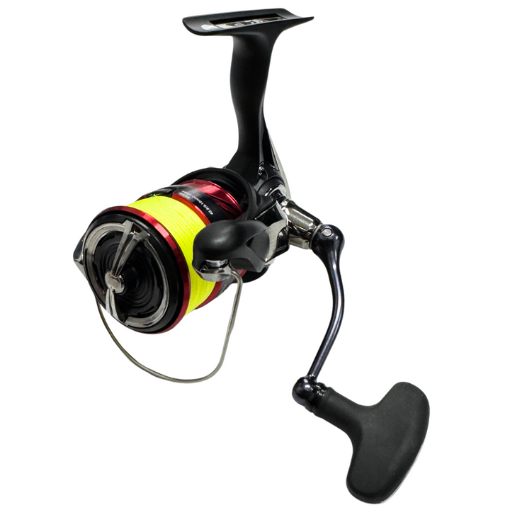 Daiwa 23 Ninja LT 2500 Avokela + 0.17mm J-Braid kuitusiima puolattuna