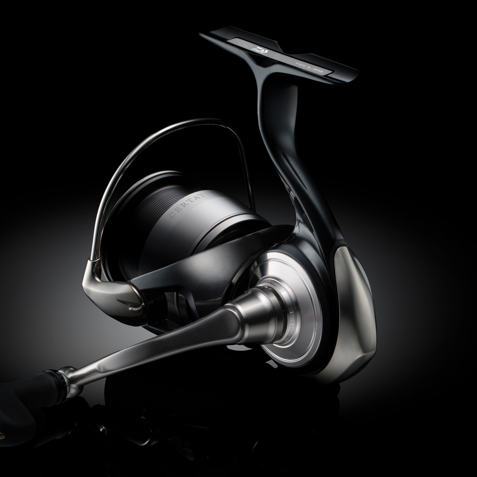 Daiwa 24 Certate G FC LT2000-H Avokela