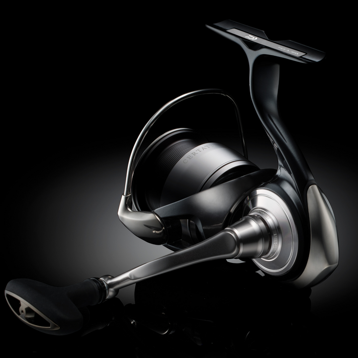 Daiwa 24 Certate G LT2500D Avokela　　　