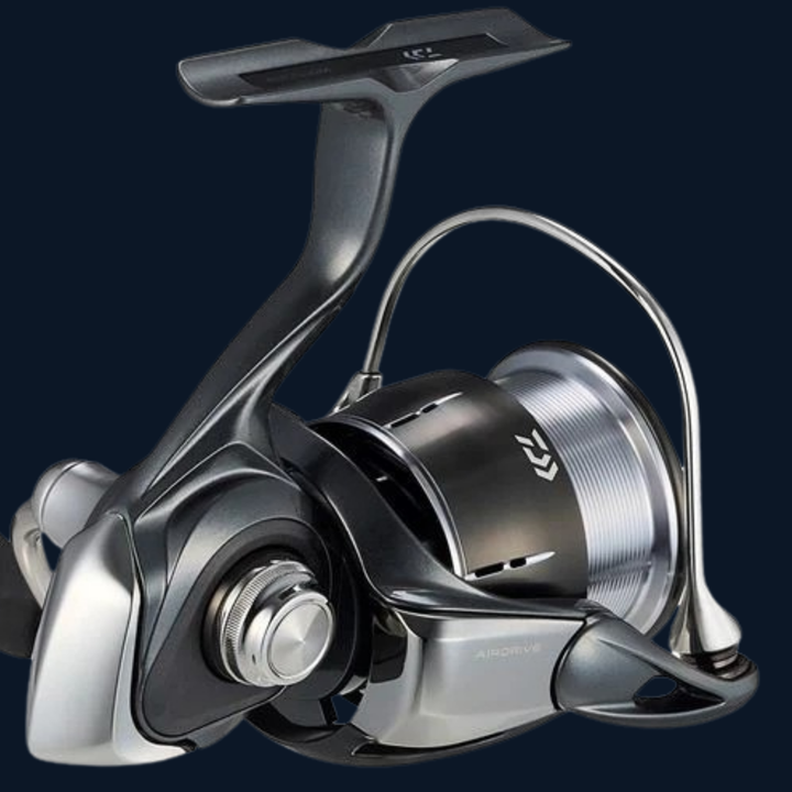 Daiwa 24 Luvias PC LT 2500D Avokela