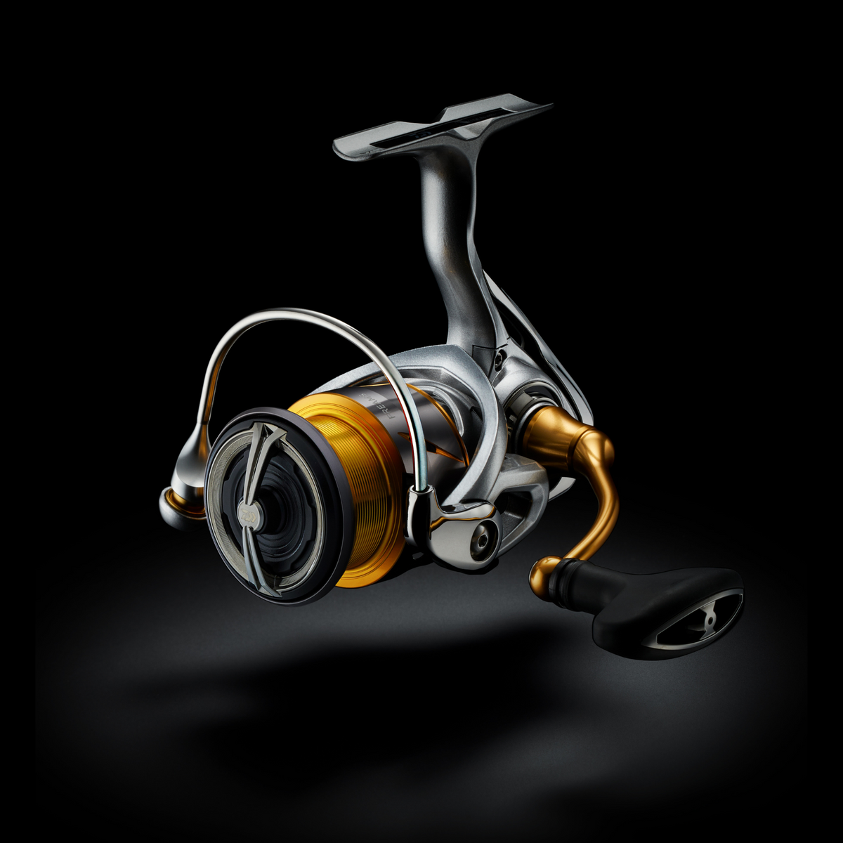 Daiwa Freams LT 2500D Avokela