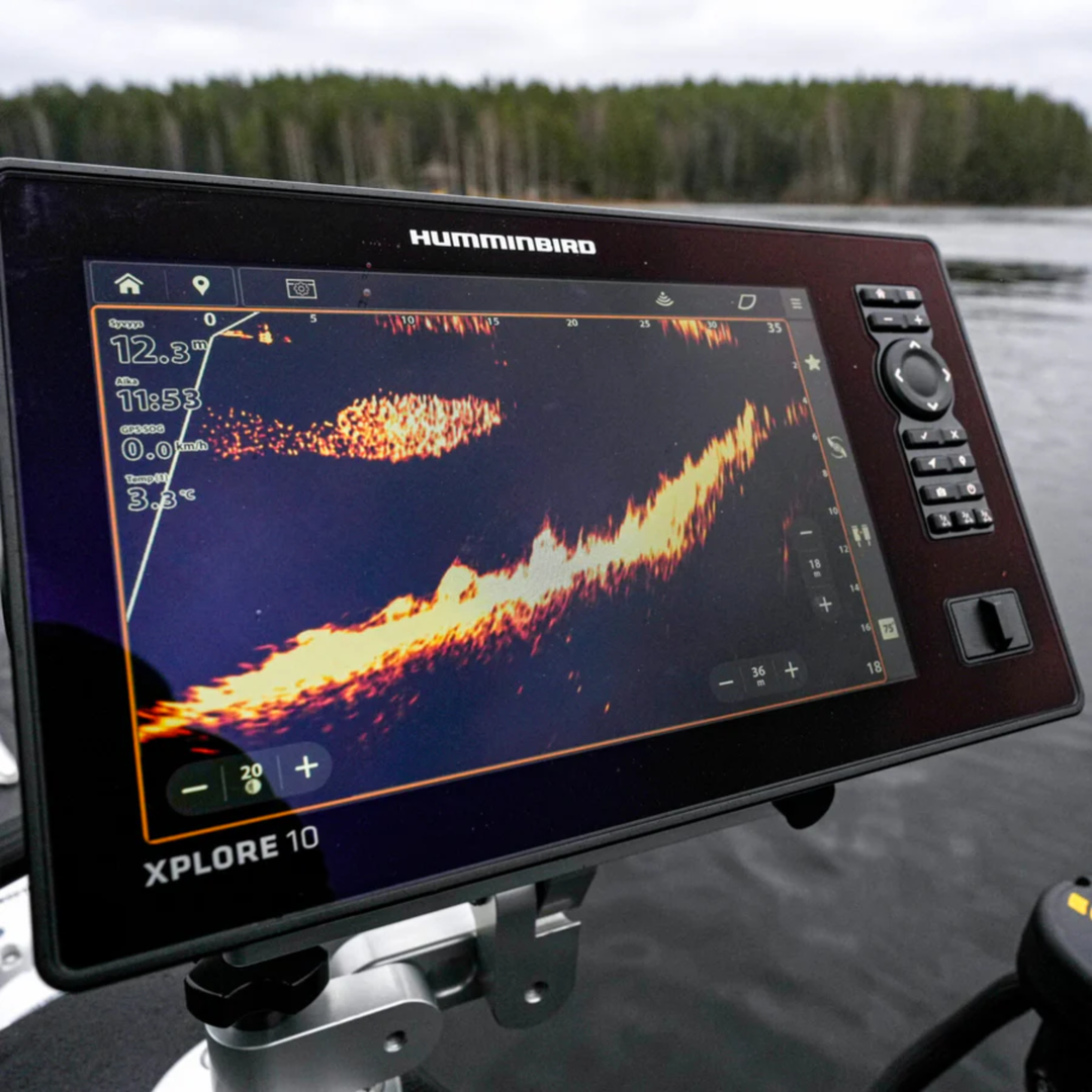 Humminbird Mega Live 2 -livekaikuanturi + Xplore 12" CMSI+ kaikuluotain viistoanturilla