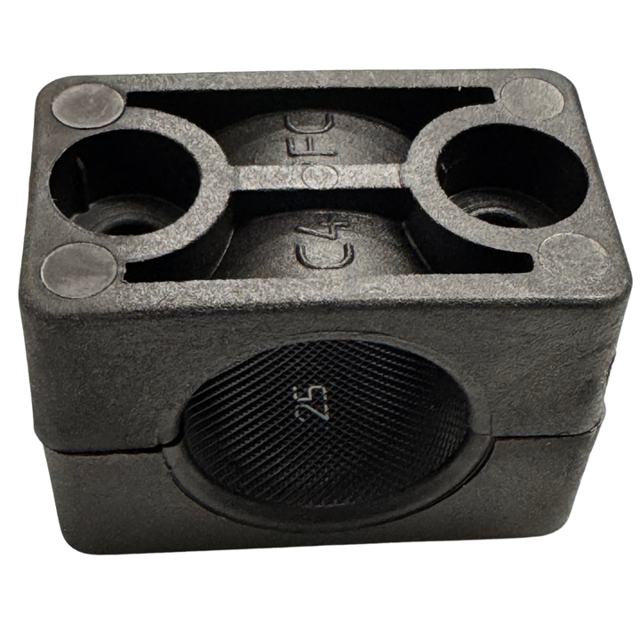 KPF Stauf Putkikiinnike 25 mm (pari) – musta, karhennettu sisäpinta