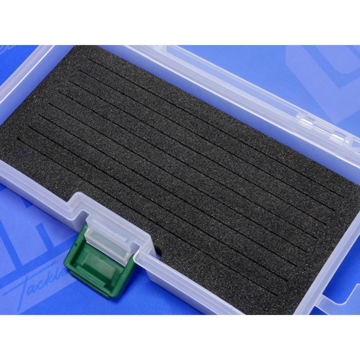 Meiho Slit Form Case M Foam vieherasia