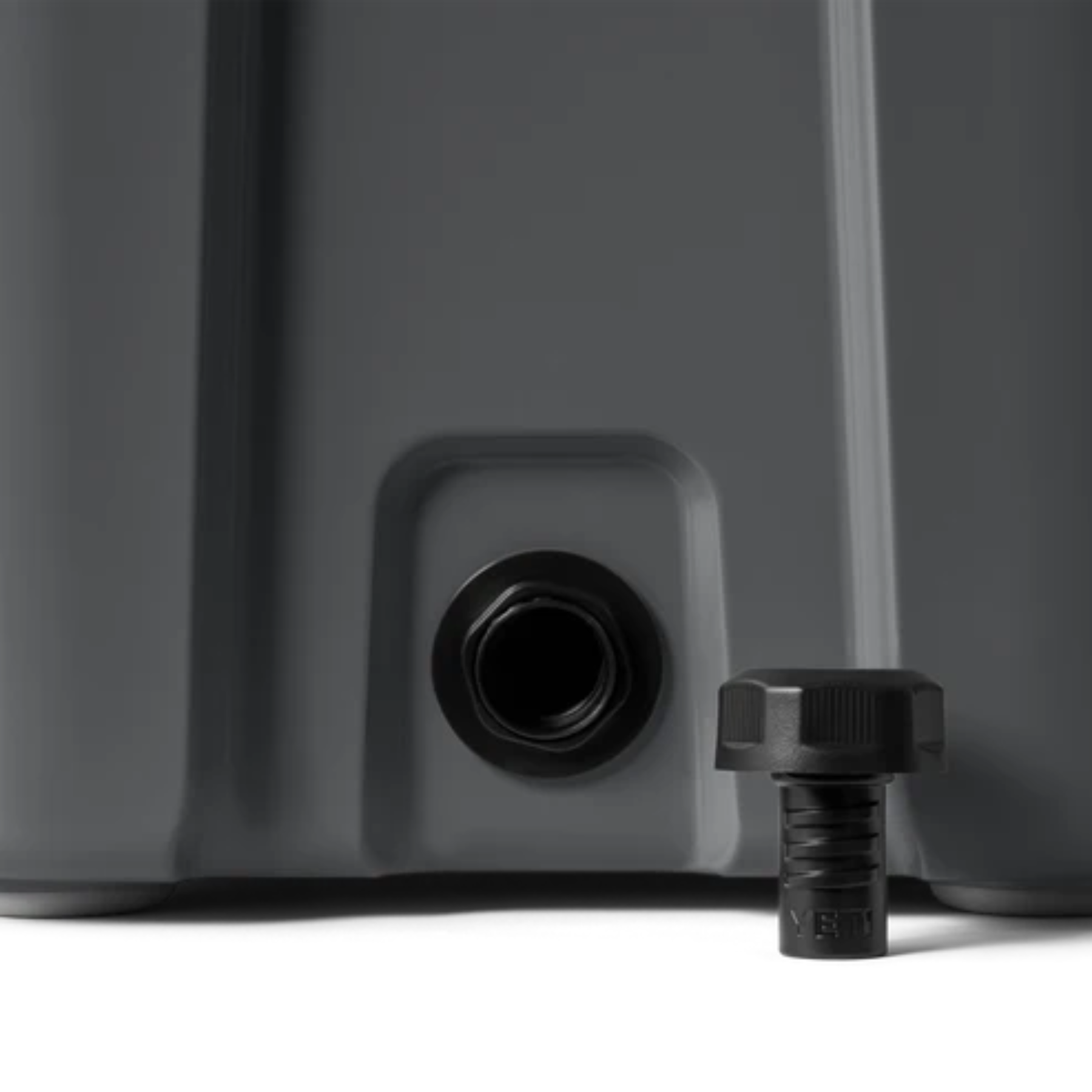 YETI Roadie 24 2.0 Cool Box Kylmälaukku | Charcoal