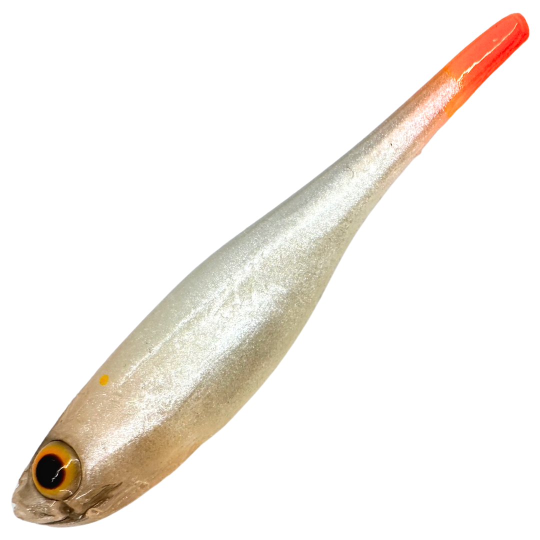 Dominator URSB Salakka Piikkipyrstö Jigi 4cm, väri PO: helmenvalkoinen runko ja oranssi pyrstö