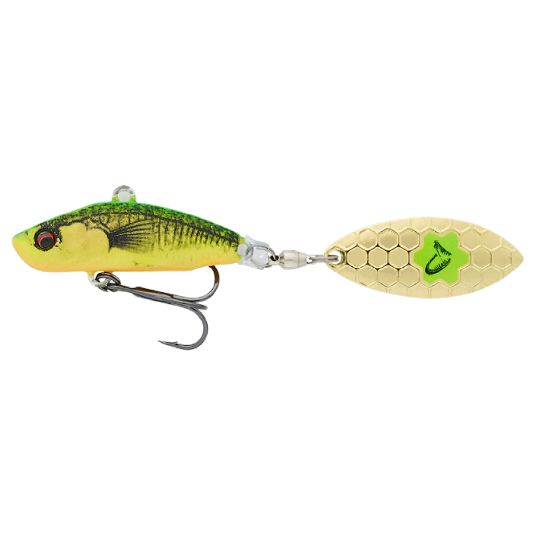 Savage Gear 3D Sticklebait Spintail 6.5cm 9g Firetiger sivulta, pää vasemmalla